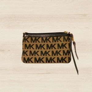 Michael Kors Wristlet - Black & Beige MK